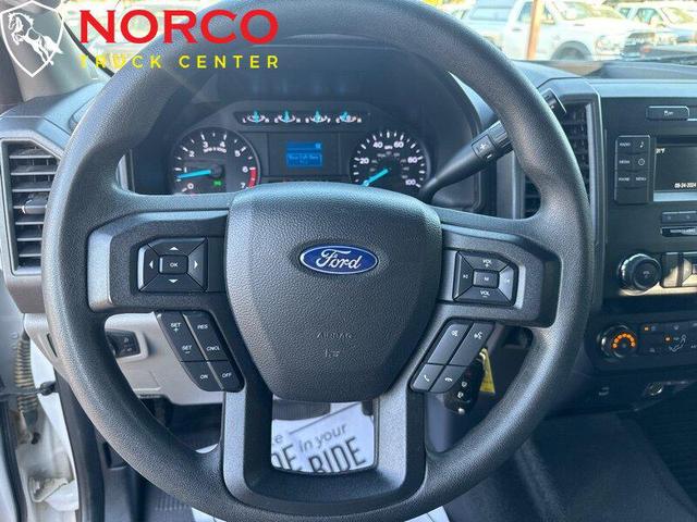 Photo of 2019 Oxford White Ford F-250