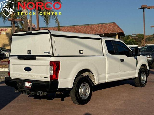 Photo of 2019 Oxford White Ford F-250
