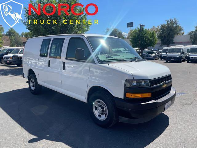 Photo of 2019 Black Chevrolet Express 2500