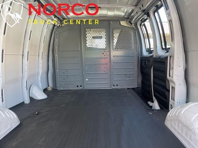 Photo of 2019 Black Chevrolet Express 2500