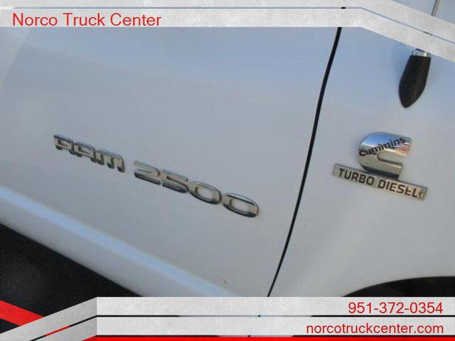 Photo of 2006 Bright White Clearcoat Dodge Ram 2500