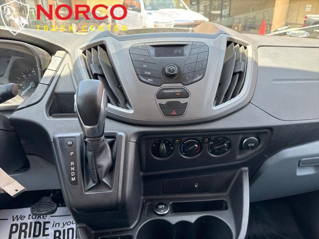 Photo of 2015 Oxford White Ford Transit-250