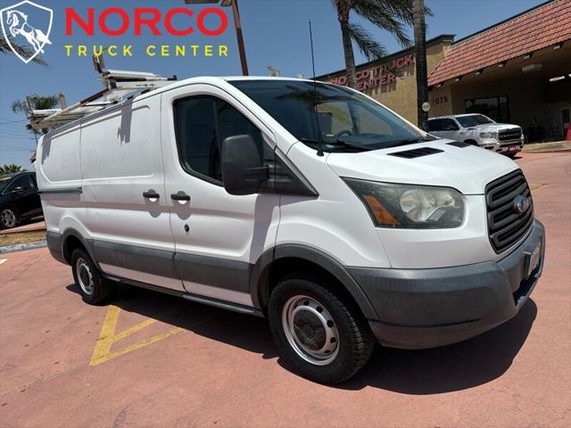 Photo of 2015 Oxford White Ford Transit-250
