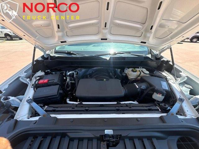 Photo of 2019 Summit White Chevrolet Silverado 1500