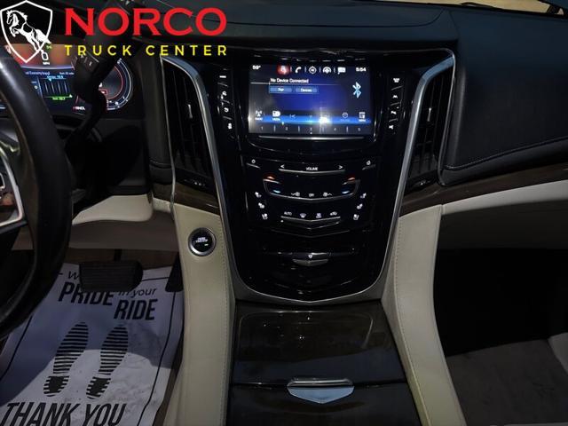 Photo of 2019 Crystal White Tricoat Cadillac Escalade ESV