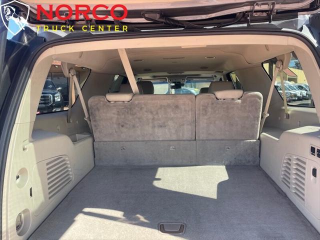 Photo of 2019 Crystal White Tricoat Cadillac Escalade ESV