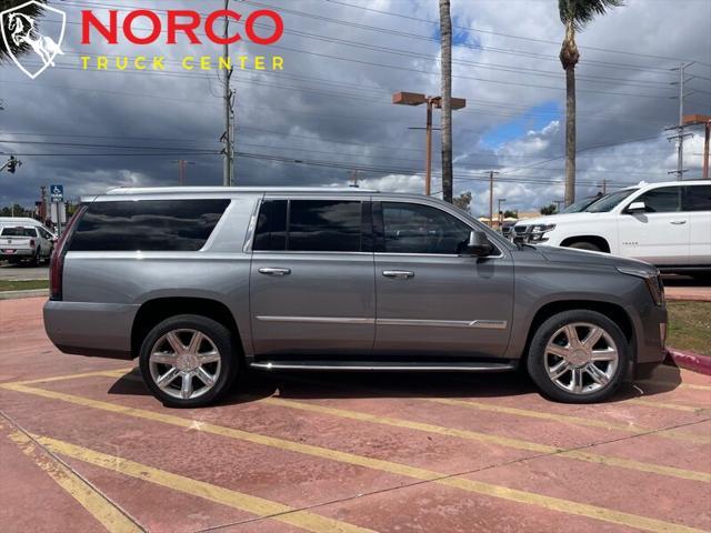 Photo of 2019 Crystal White Tricoat Cadillac Escalade ESV