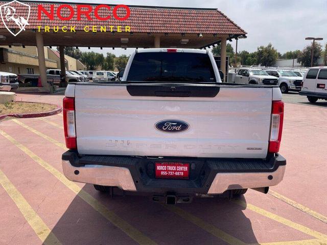 Photo of 2019 Oxford White Ford F-250
