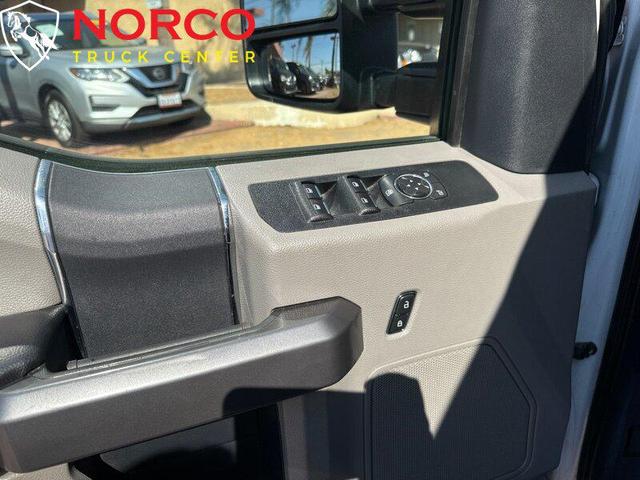 Photo of 2022 Oxford White Ford F-250