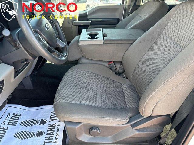 Photo of 2022 Oxford White Ford F-250