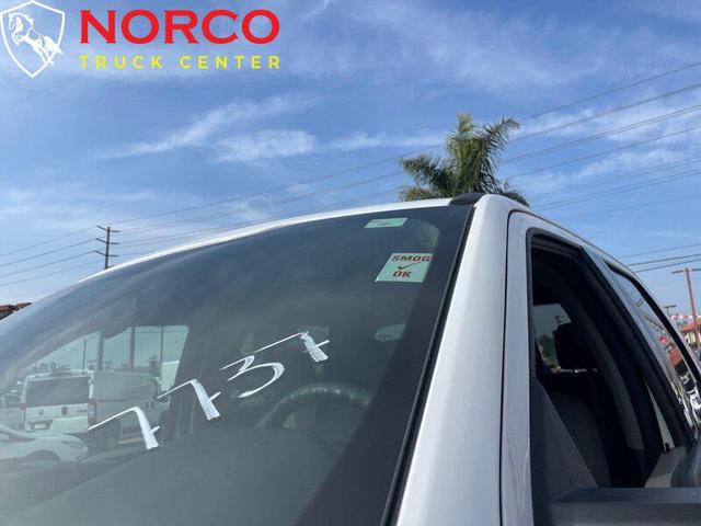 Photo of 2022 Oxford White Ford F-250