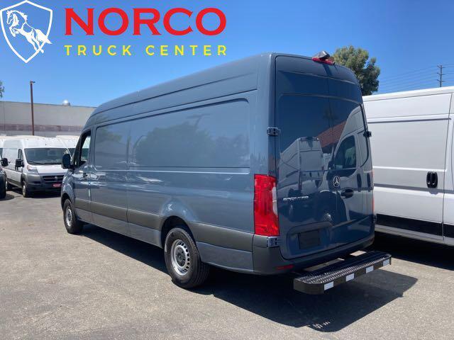 Photo of 2019 Velvet Red Mercedes-Benz Sprinter 2500
