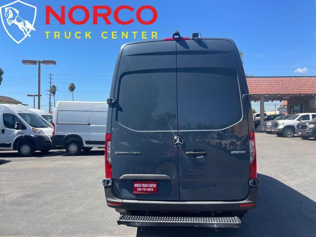 Photo of 2019 Blue Grey Mercedes-Benz Sprinter 2500
