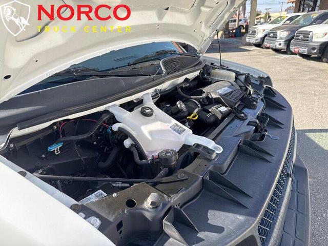 Photo of 2017 Summit White Chevrolet Express 2500