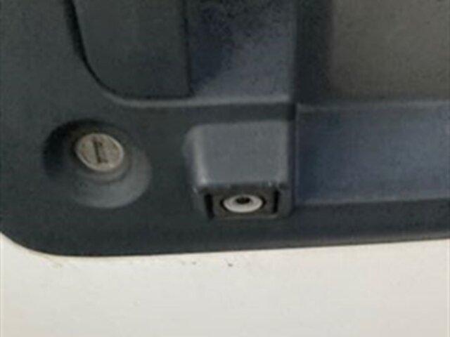 Photo of 2014 Summit White Chevrolet Express 2500