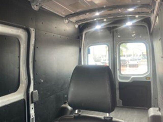 Photo of 2020 Oxford White Ford Transit-250