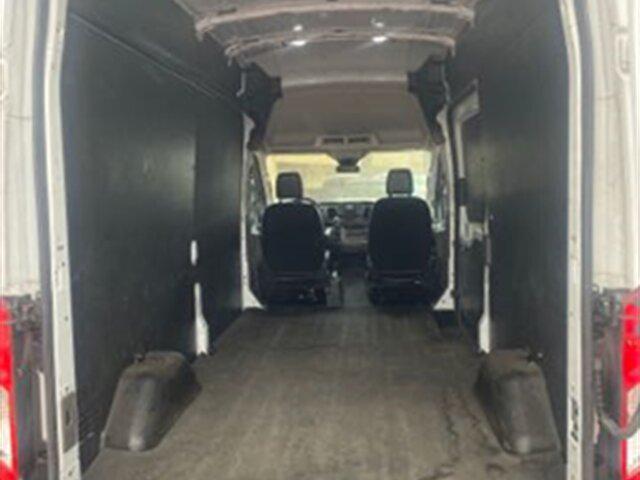 Photo of 2020 Oxford White Ford Transit-250
