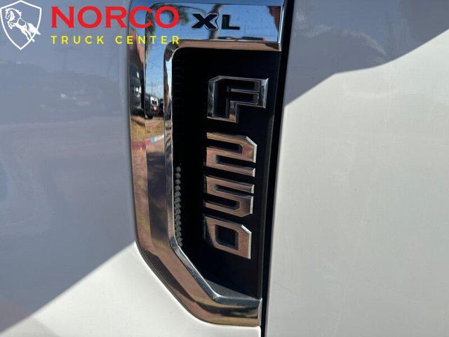 Photo of 2020 Oxford White Ford F-250