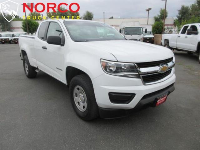 Photo of 2016 Summit White Chevrolet Colorado