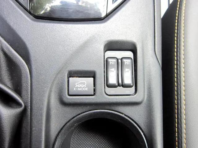 Photo of 2021 COOL GRAY KHAKI Subaru Crosstrek
