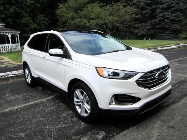 Photo of 2019 White Ford Edge