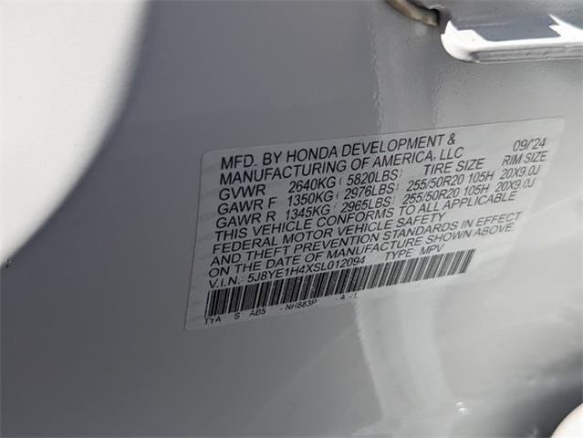 Photo of 2025 Platinum White Pearl Acura MDX