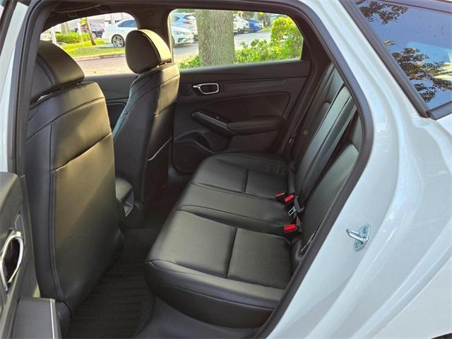 Photo of 2025 Platinum White Pearl Acura Integra