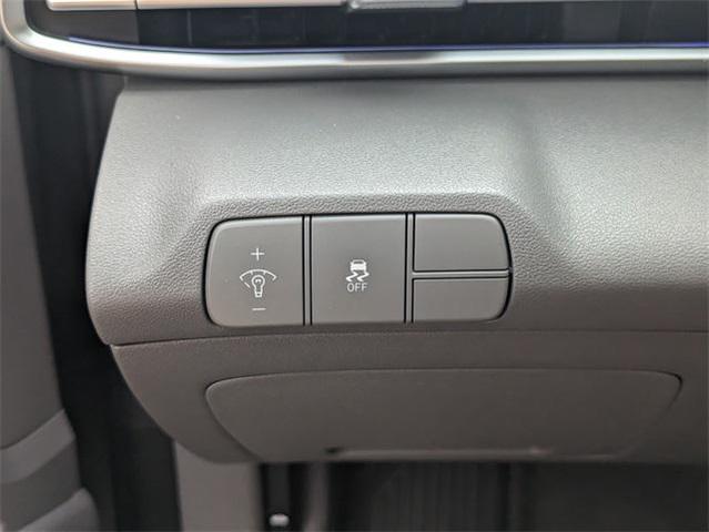 Photo of 2025 Fluid Metal Hyundai ELANTRA
