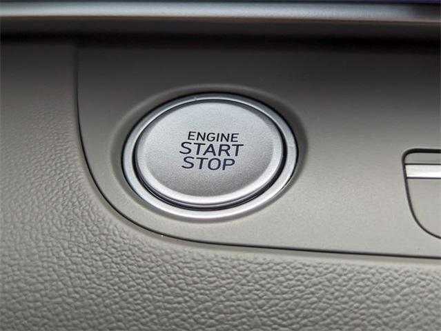 Photo of 2025 Fluid Metal Hyundai ELANTRA