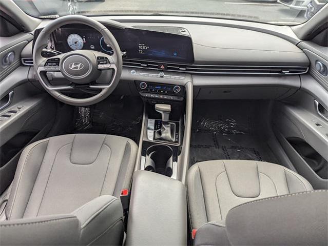 Photo of 2025 Fluid Metal Hyundai ELANTRA