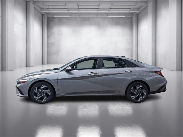 Photo of 2025 Fluid Metal Hyundai ELANTRA