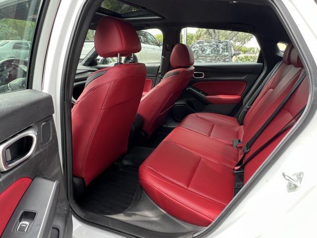 Photo of 2024 Platinum White Pearl Acura Integra