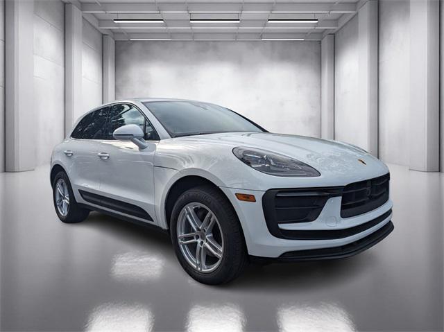 Photo of 2024 White Porsche Macan