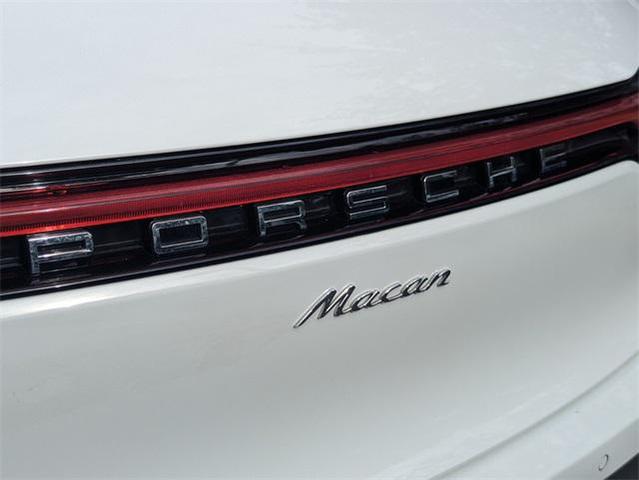 Photo of 2024 White Porsche Macan