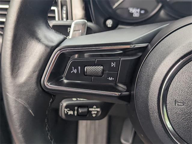Photo of 2024 White Porsche Macan