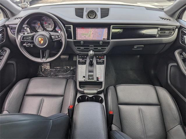 Photo of 2024 White Porsche Macan