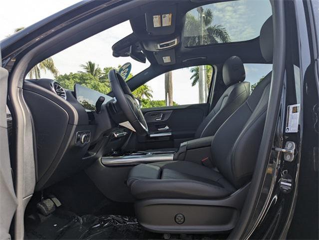 Photo of 2024 Black Mercedes-Benz GLA 250