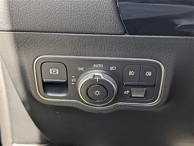 Photo of 2024 Black Mercedes-Benz GLA 250