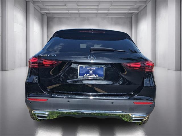Photo of 2024 Black Mercedes-Benz GLA 250