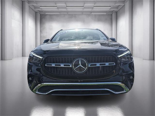 Photo of 2024 Black Mercedes-Benz GLA 250