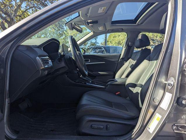 Photo of 2024 Liquid Carbon Metallic Acura Integra