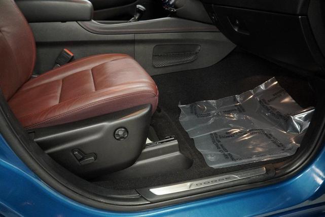 Photo of 2024 Frostbite Pearlcoat Dodge Durango