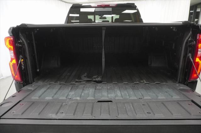 Photo of 2024 Black Chevrolet Silverado 1500