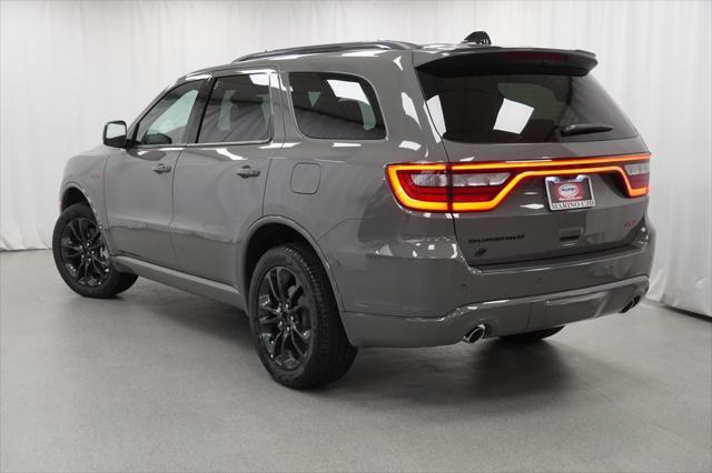 Photo of 2025 Destroyer Gray Clearcoat Dodge Durango