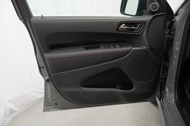 Photo of 2025 Destroyer Gray Clearcoat Dodge Durango