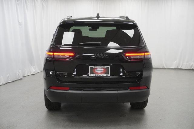 Photo of 2025 Diamond Black Jeep Grand Cherokee L