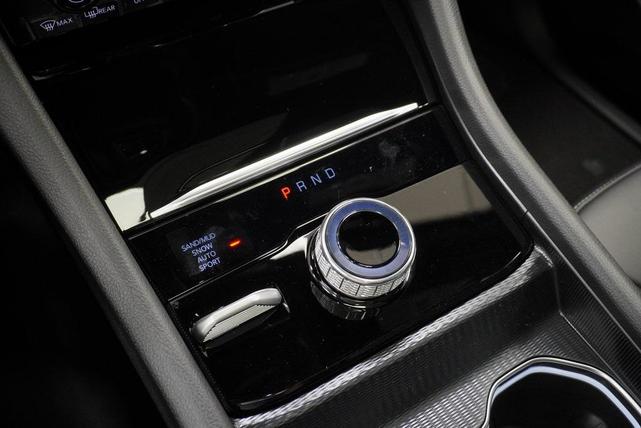 Photo of 2025 Diamond Black Jeep Grand Cherokee L