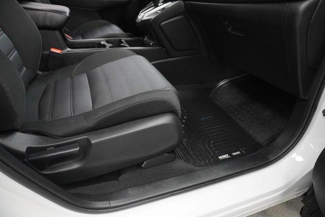 Photo of 2021 Platinum White Pearl Honda CR-V