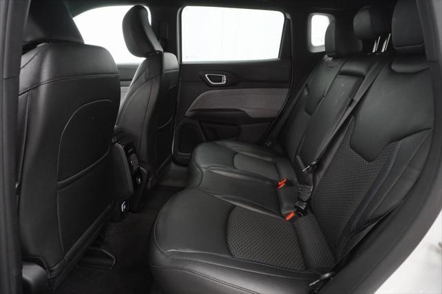 Photo of 2024 Bright White Clearcoat Jeep Compass