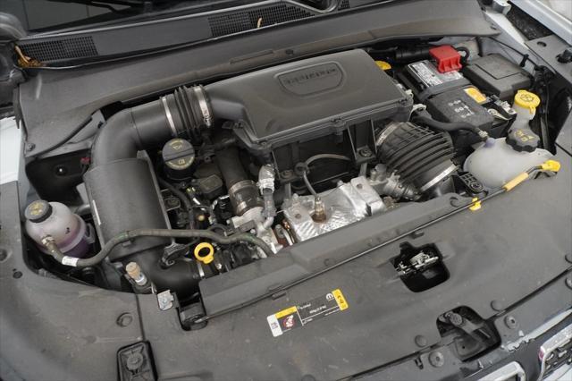 Photo of 2024 Bright White Clearcoat Jeep Compass